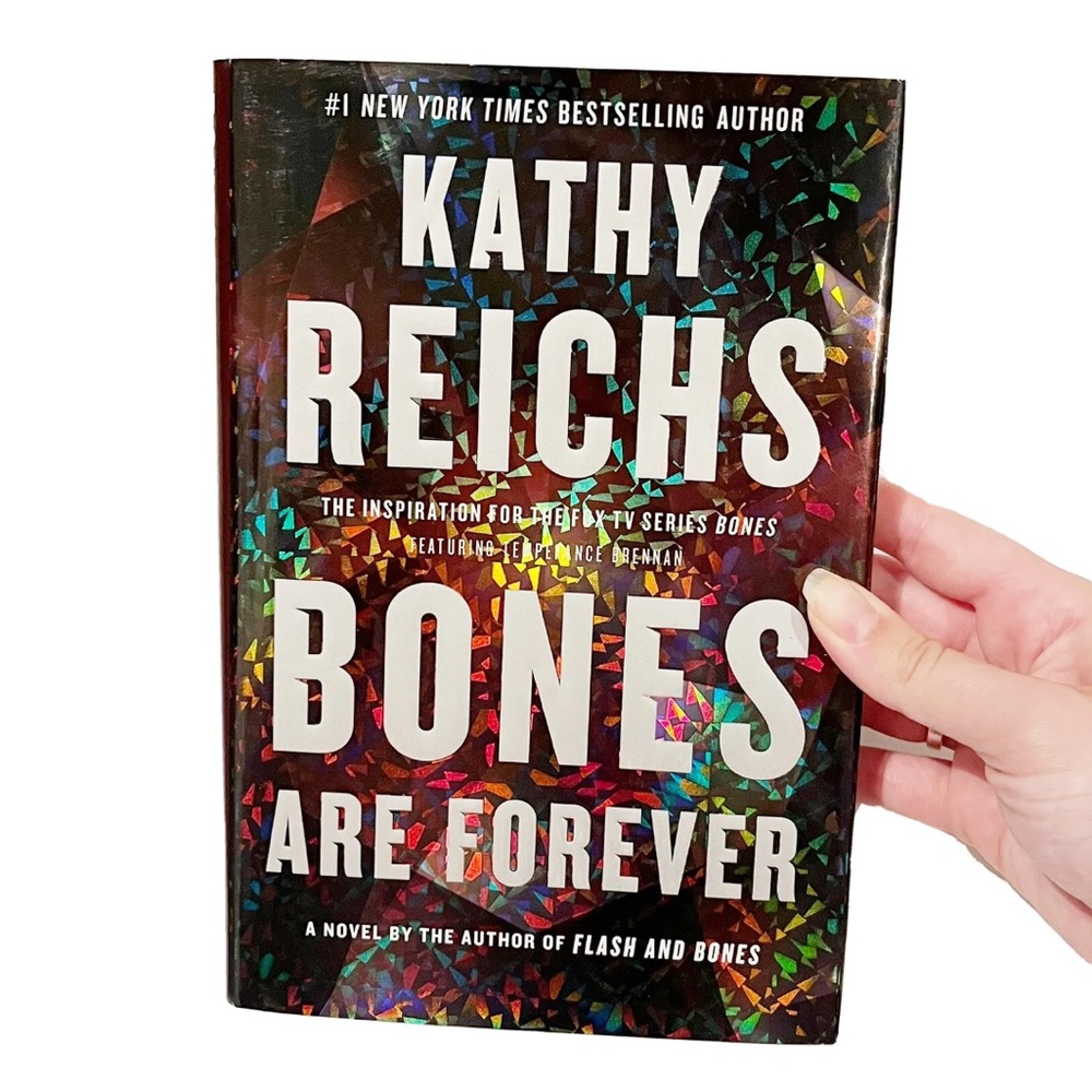 Bones Are Forever Hardcover Novel Kathy Reichs Holographic Cover TV Show Sparkly